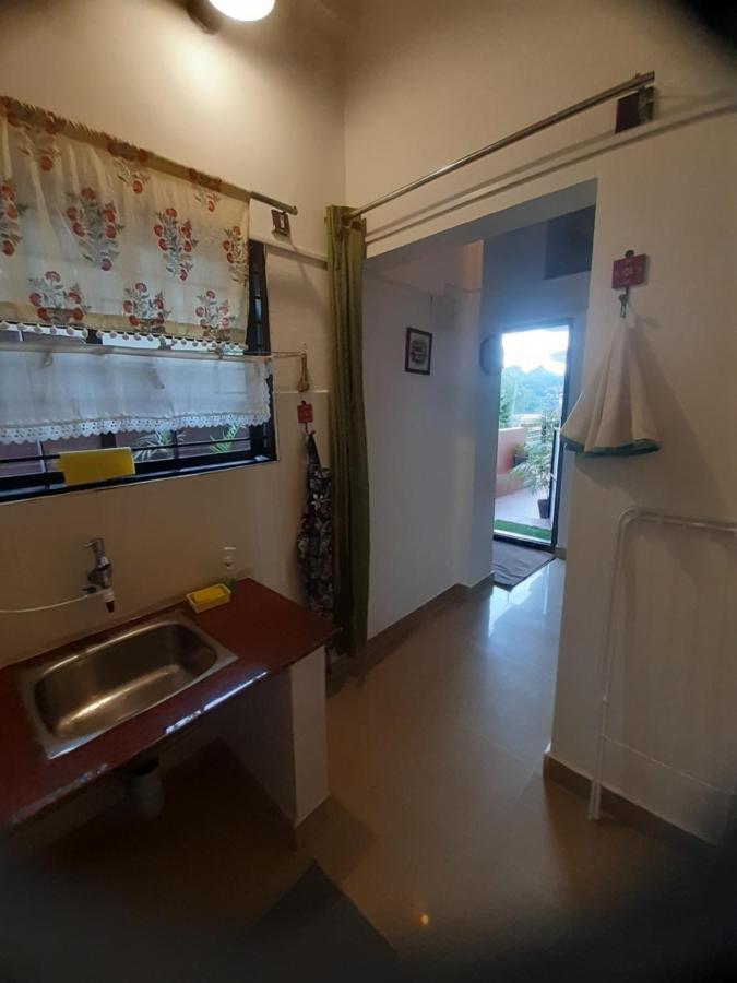Apartamento Tiny House For Couple Madikeri Exterior foto